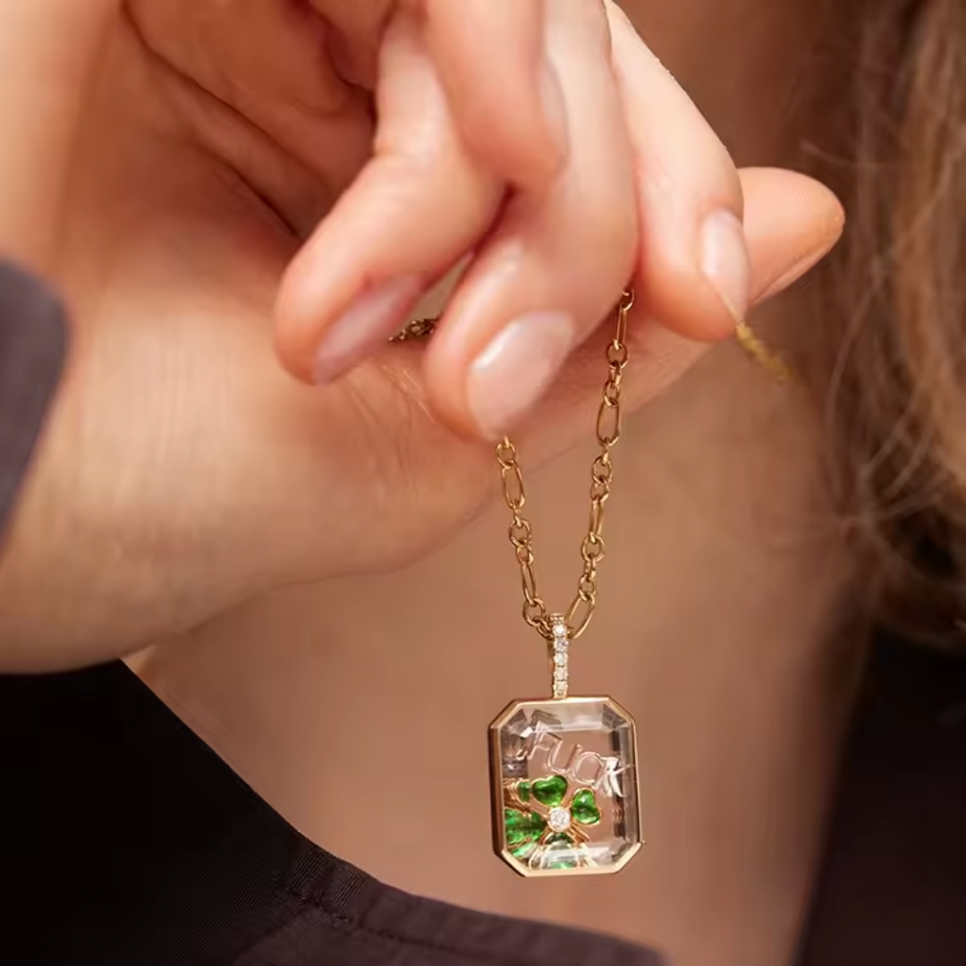 Nutalique™ – Collar Eterna